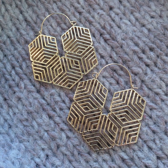 Lattice Boho Earrings - Picture 3 of 4